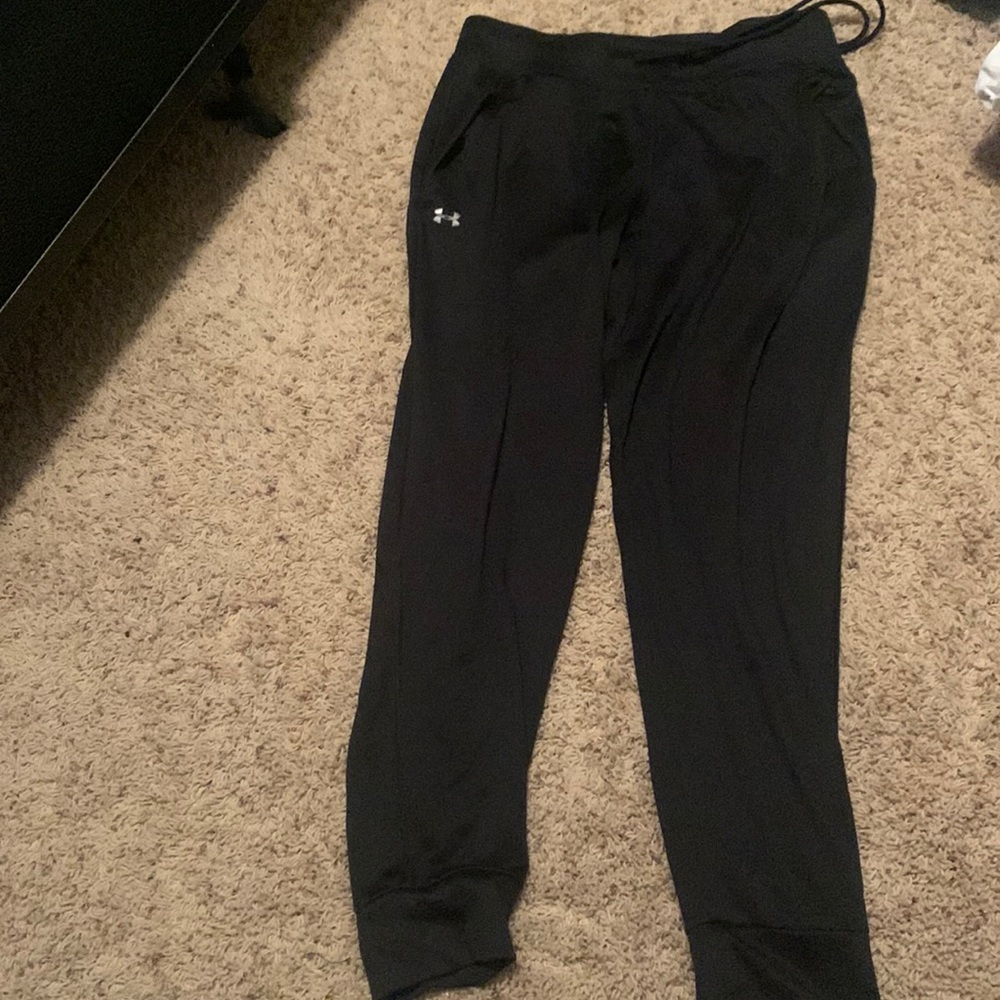 women's under armour joggers